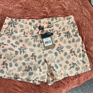 NWT NORTH FACE Cactus Shorts